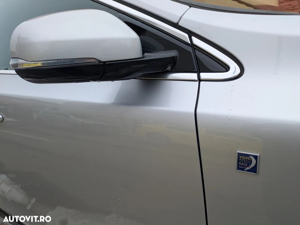 Volvo V40 D3 Aut Summum - 17