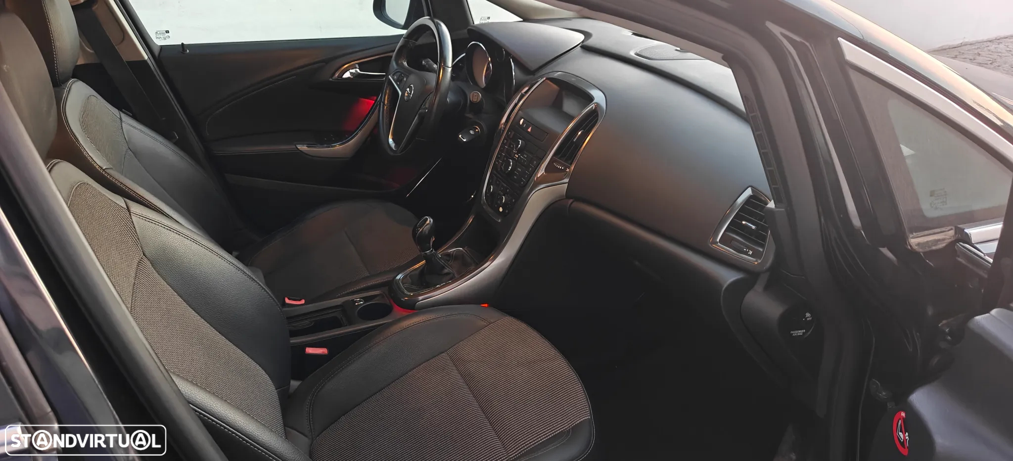 Opel Astra 1.7 CDTi Cosmo - 8