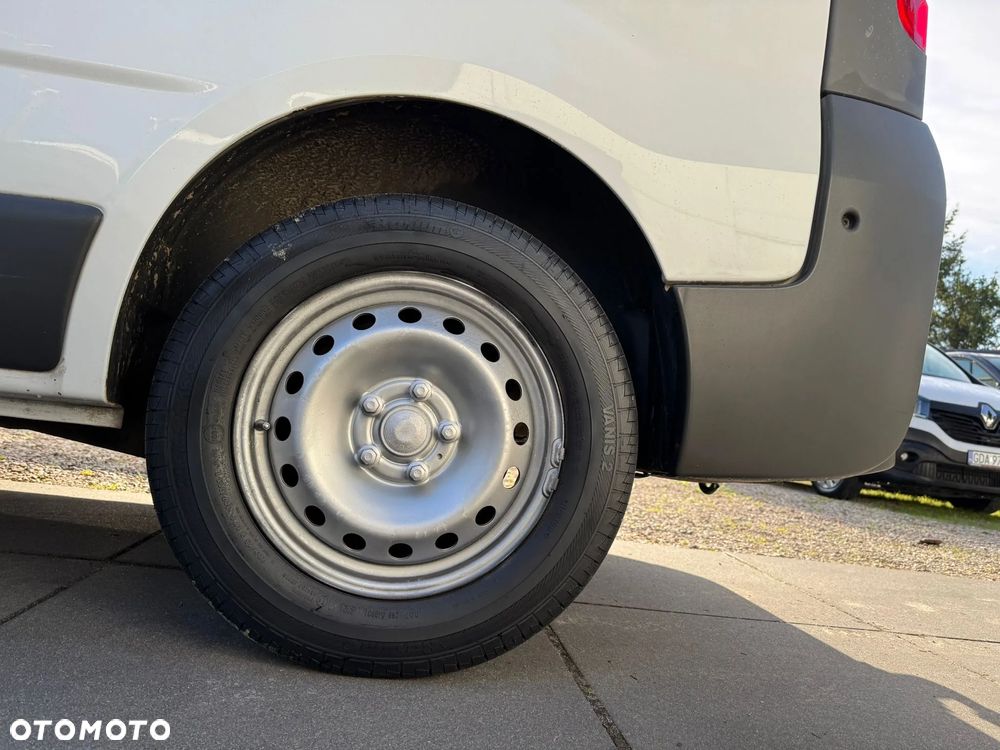 Opel VIVARO LONG KLIMATRYZACJA - 8