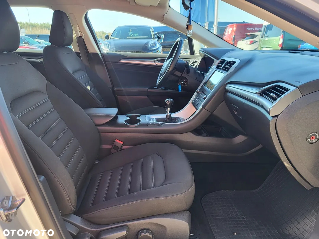 Ford Mondeo 2.0 TDCi Trend - 14