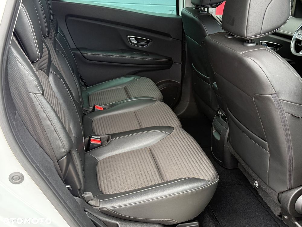 Renault Grand Scenic - 8