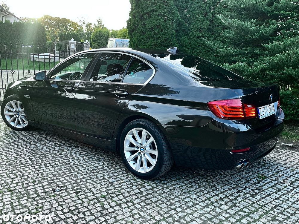 BMW Seria 5 520d xDrive Modern Line - 14