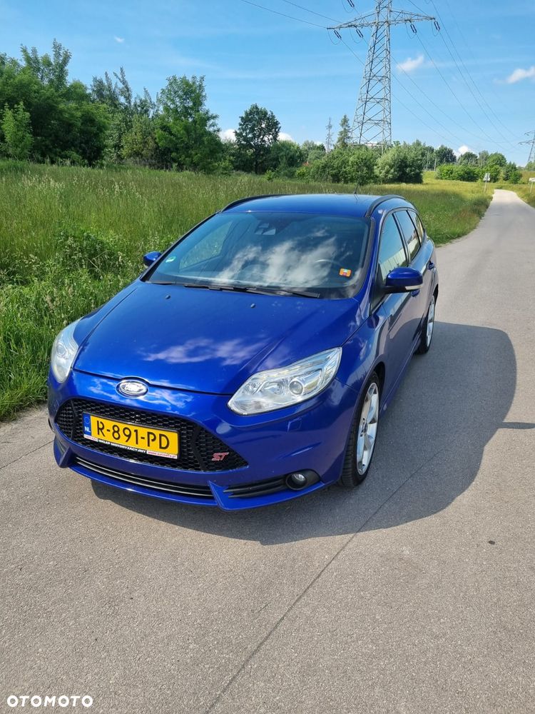 Ford Focus 2.0 EcoBoost ST mit Leder-Sport-Paket - 3