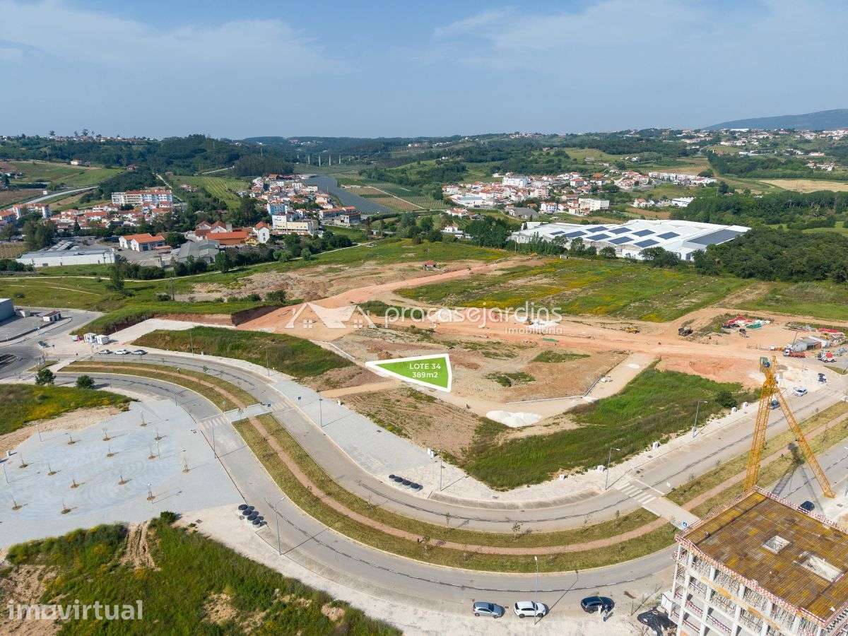 Lote de terreno para Predio com 11 Fogos em Alcobaça - Grande imagem: 2/5