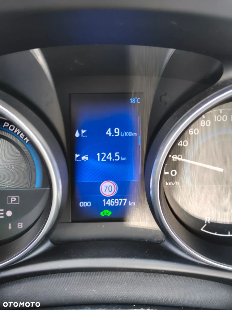Toyota Auris Hybrid 135 Prestige - 29