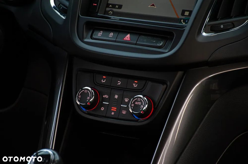 Opel Zafira Tourer 2.0 CDTI ecoFLEX Start/Stop Innovation - 26