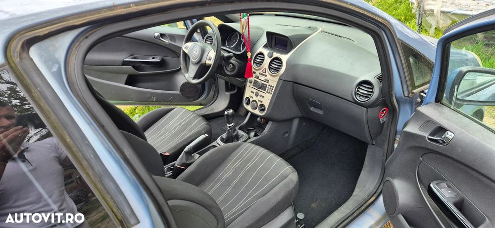 Opel Corsa 1.3 CDTI Enjoy - 13