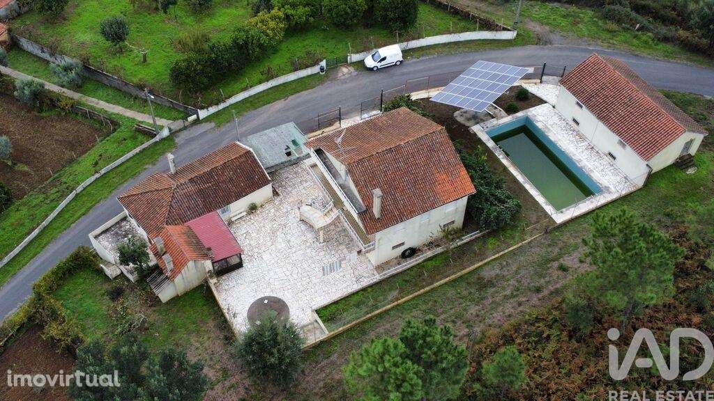 Casa / Villa T5 em Sertã de 180,00 m2 - Grande imagem: 2/30