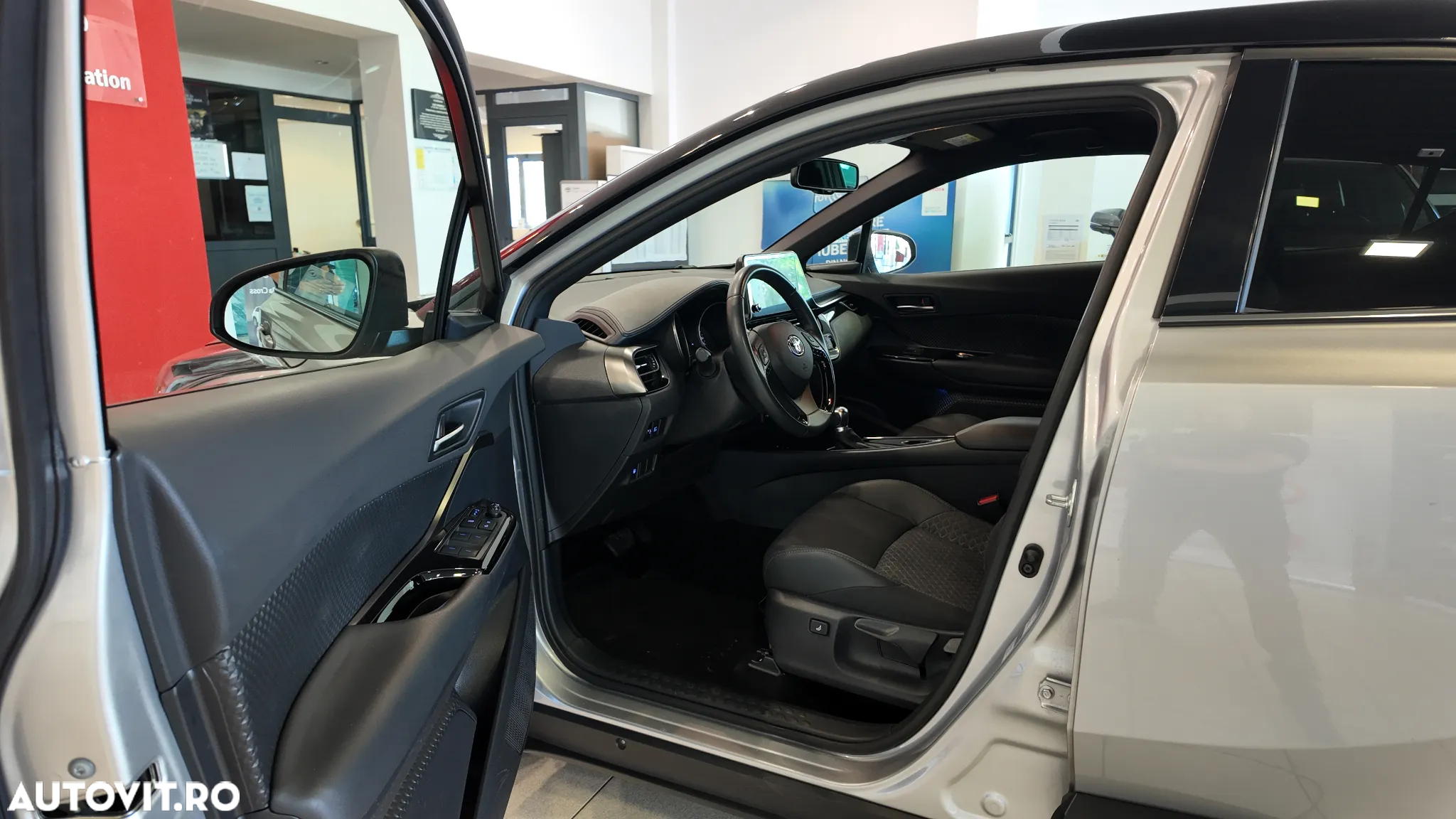 Toyota C-HR 1.8 HSD 122 CP 4x2 CVT C-ult Style bi-tone - 9