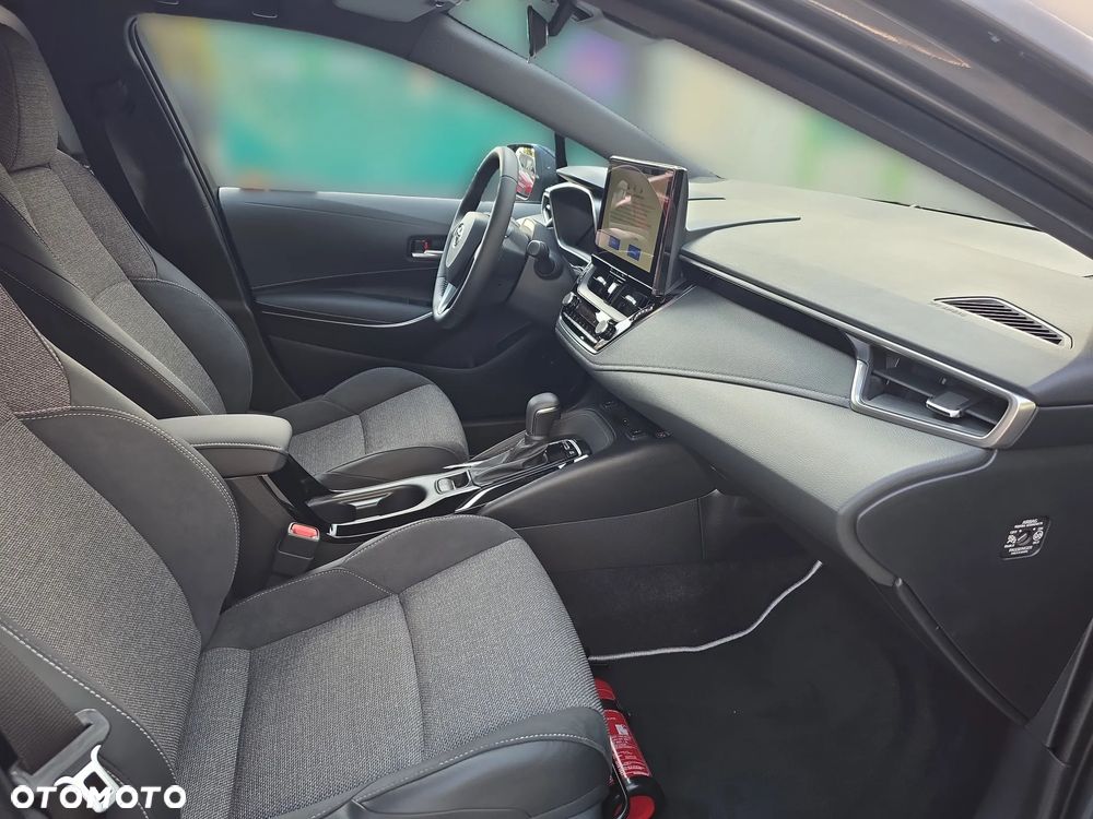 Toyota Corolla 1.8 Hybrid Style - 12