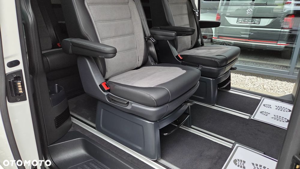 Volkswagen Multivan 2.0 TDI L1 Highline 4Motion DSG - 13