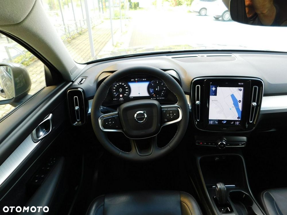 Volvo XC 40 D3 Momentum Pro - 16