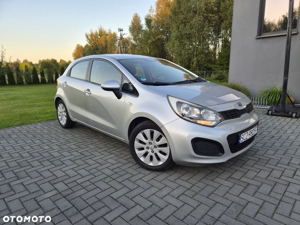 Kia Rio 1.2 Attract - 5