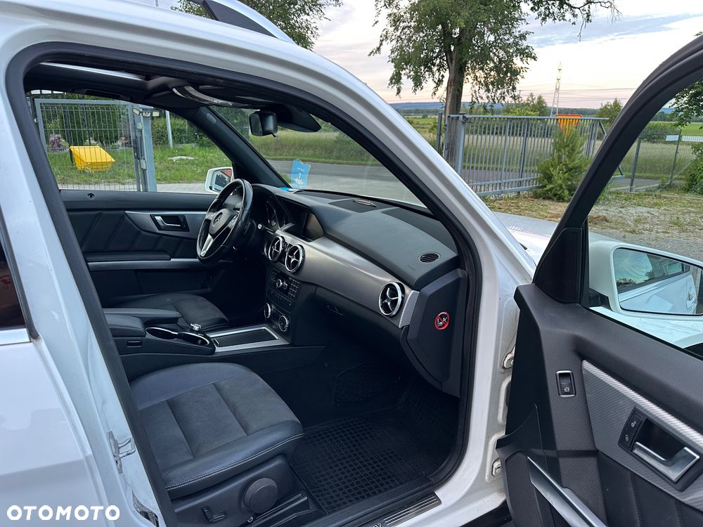 Mercedes-Benz GLK - 11