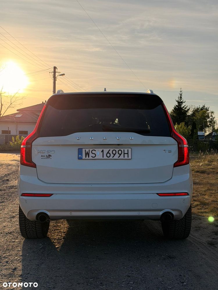Volvo XC 90 - 3