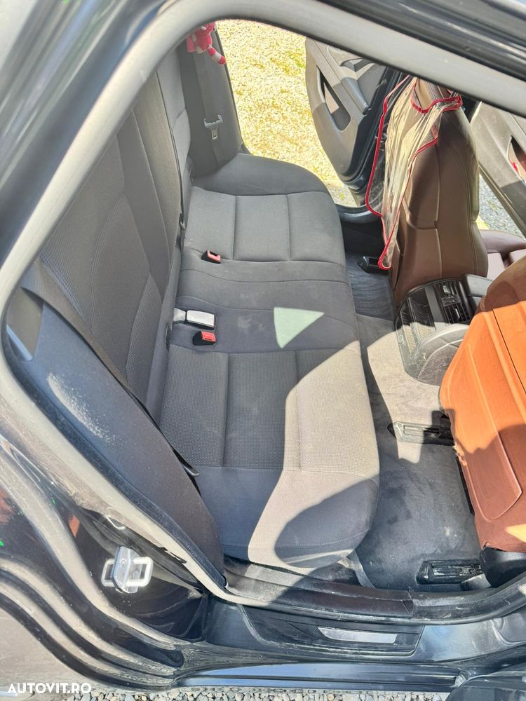 BMW Seria 5 520d xDrive AT - 14