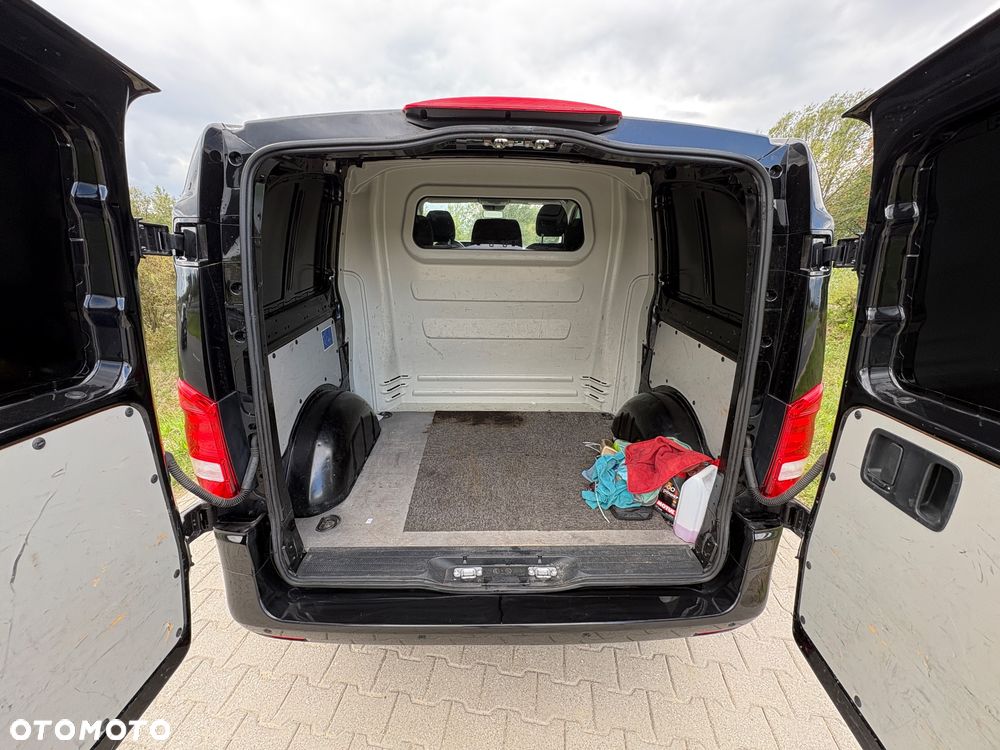 Mercedes-Benz Vito - 26
