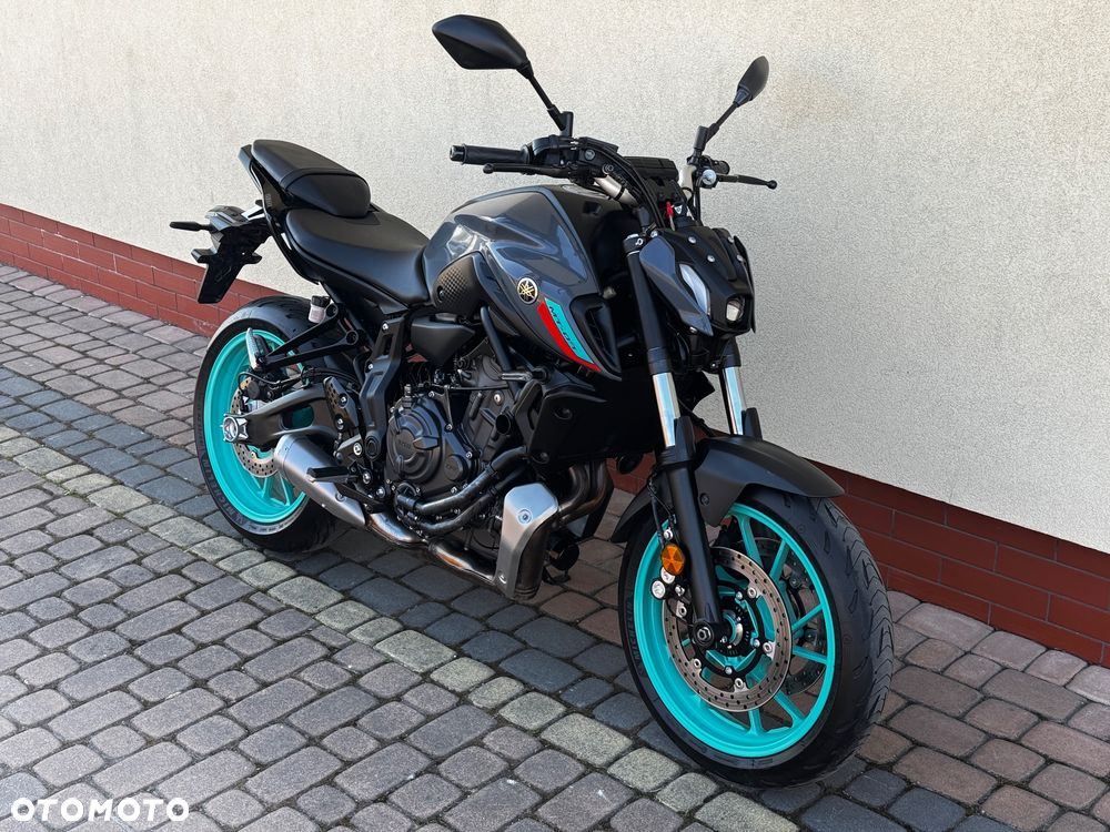 Yamaha YZF - 1