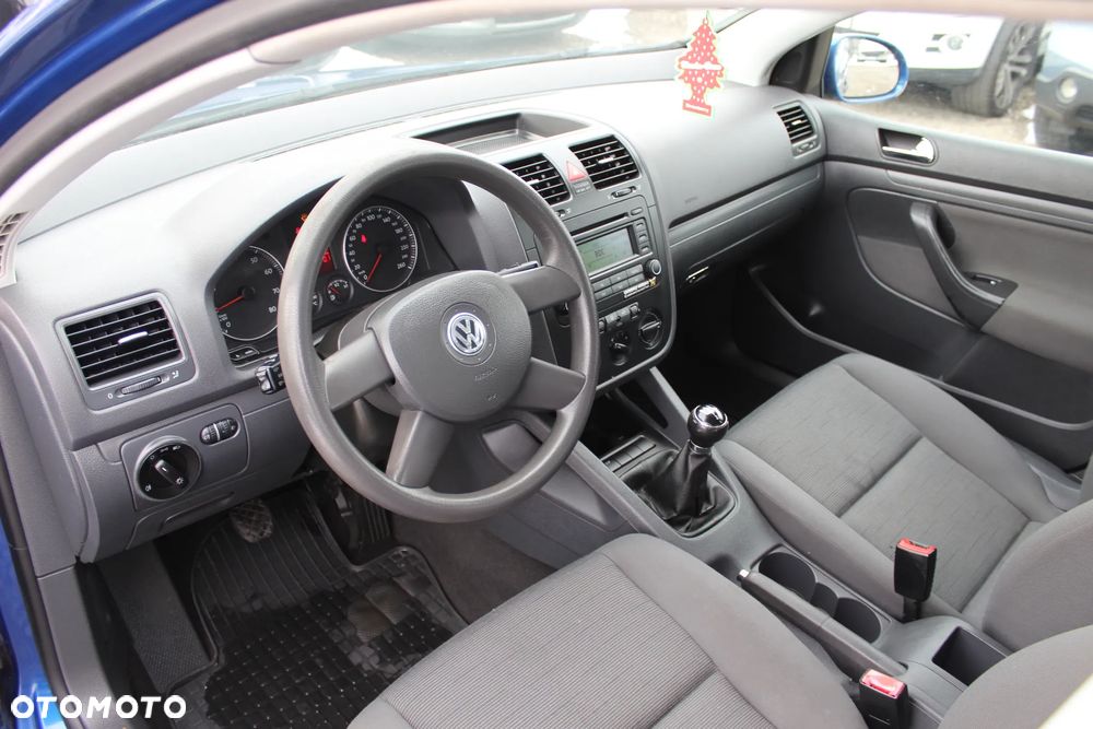 Volkswagen Golf V 1.6 Comfortline - 5