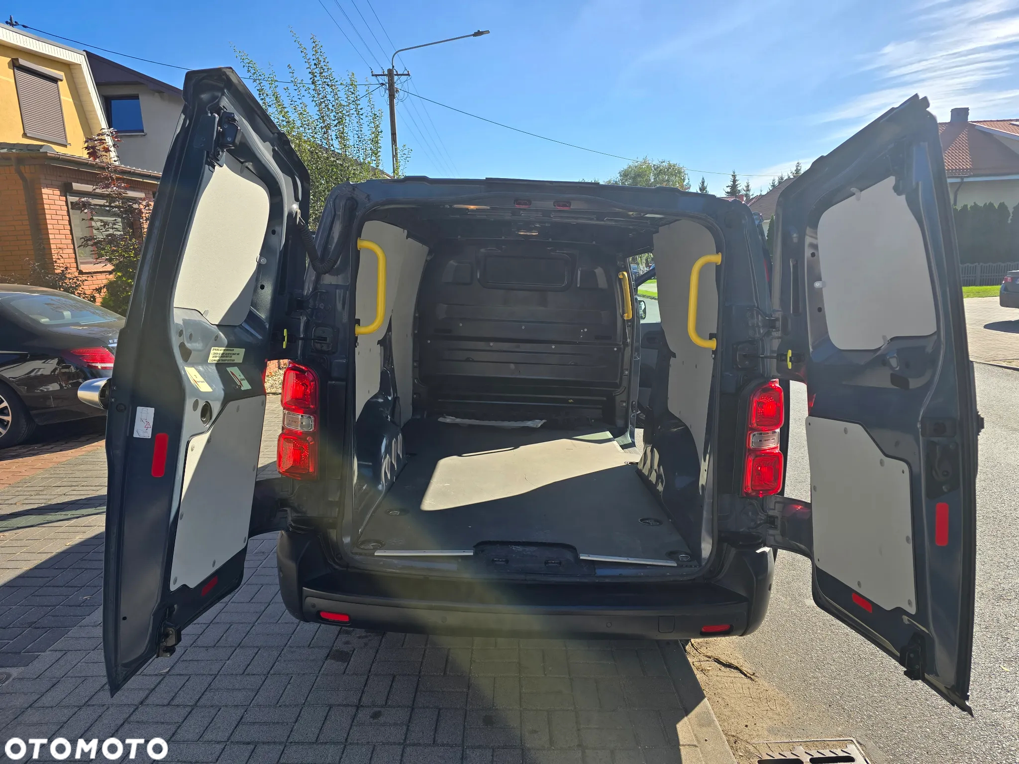 Opel VIVARO - 8