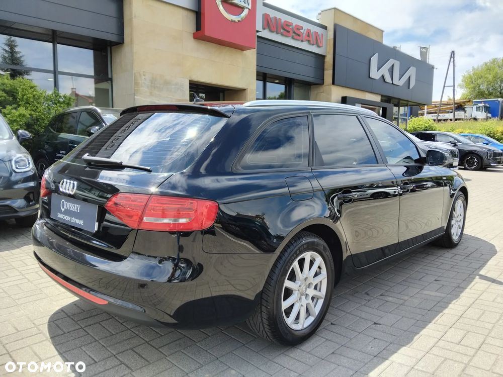 Audi A4 Avant 2.0 TDI DPF multitronic Ambiente - 4