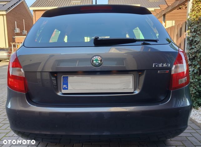 Skoda Fabia 1.2 HTP Active Green tec - 8