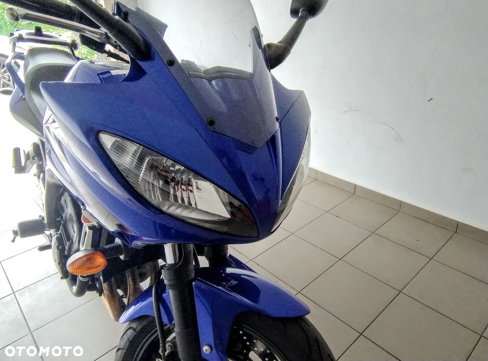 Yamaha FZ6 - 11