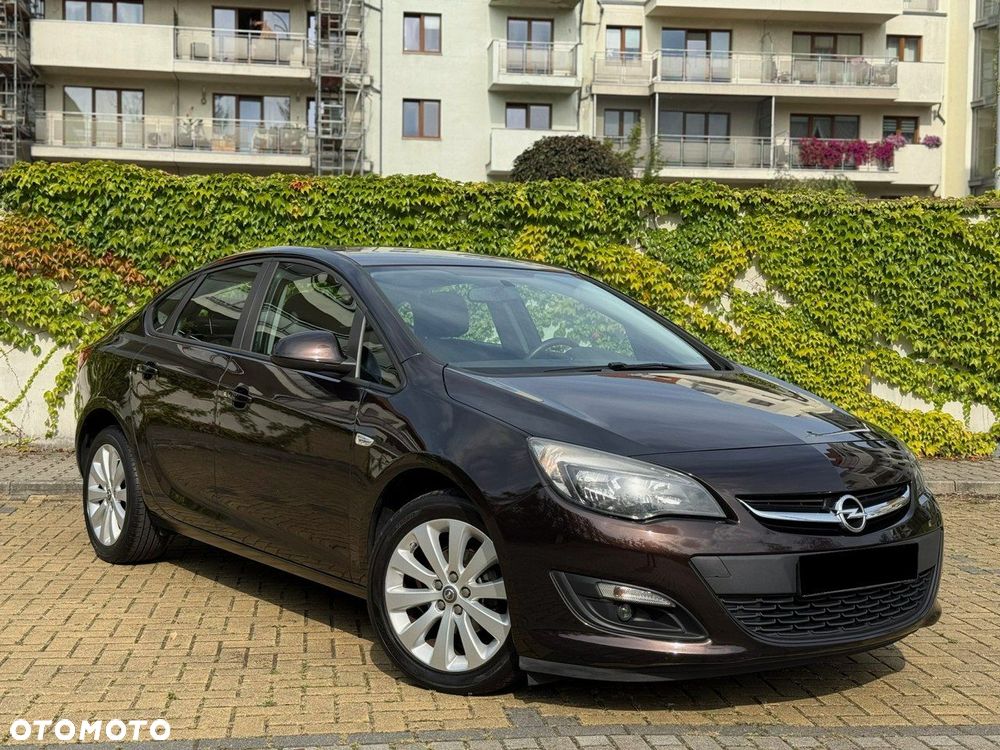Opel Astra - 4