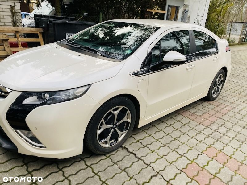 Opel Ampera - 1