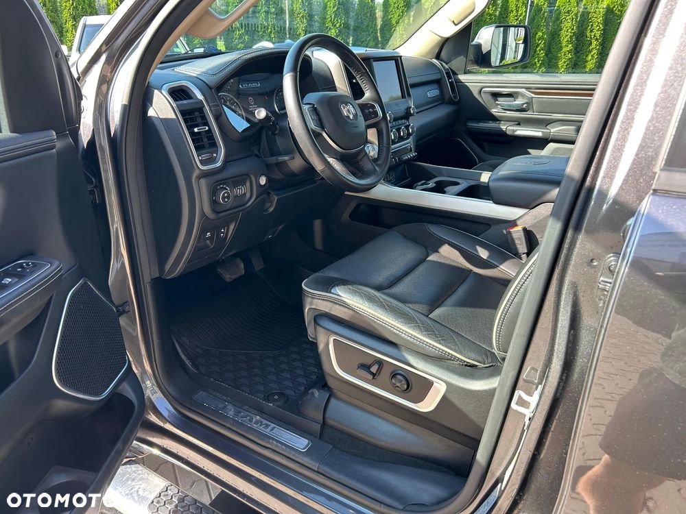 Dodge RAM 1500 5.7 4x4 - 12