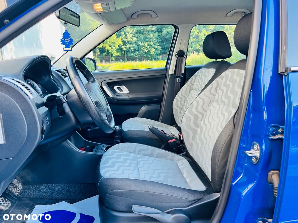 Skoda Fabia 1.6 16V Ambiente - 5