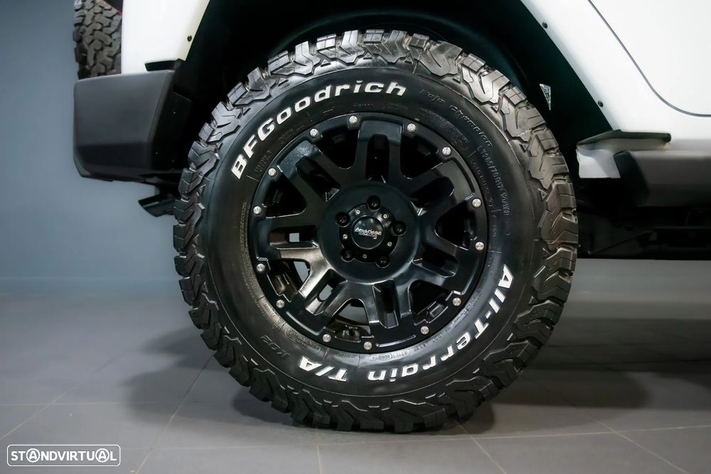 Jeep Wrangler Unlimited 2.8 CRD MTX Sahara Urban Edition - 17