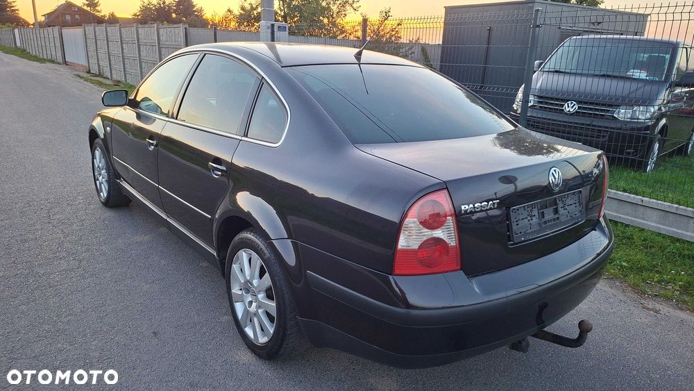 Volkswagen Passat - 3
