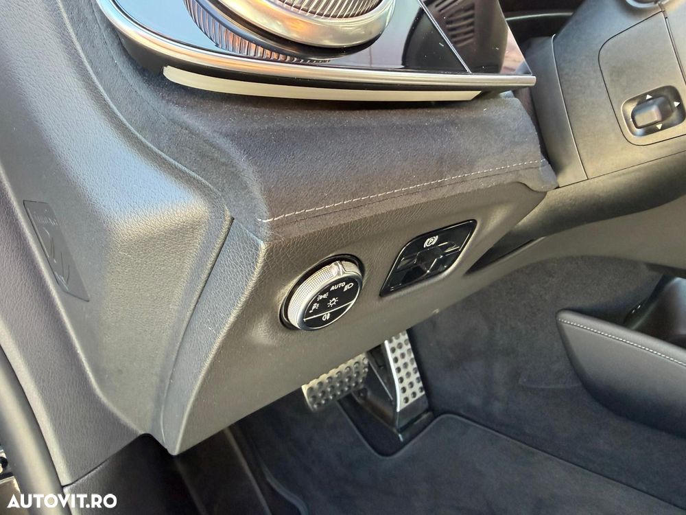 Mercedes-Benz EQE - 31