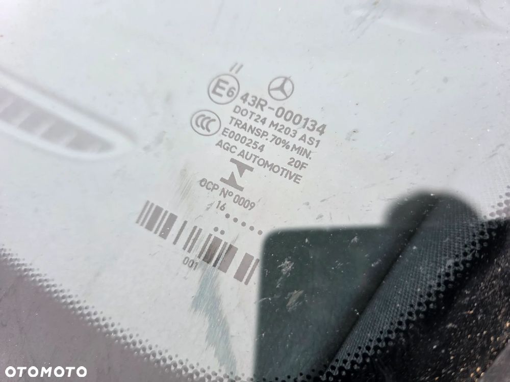 Mercedes-Benz GLA 220 d 4Matic 7G-DCT Activity Edition - 27