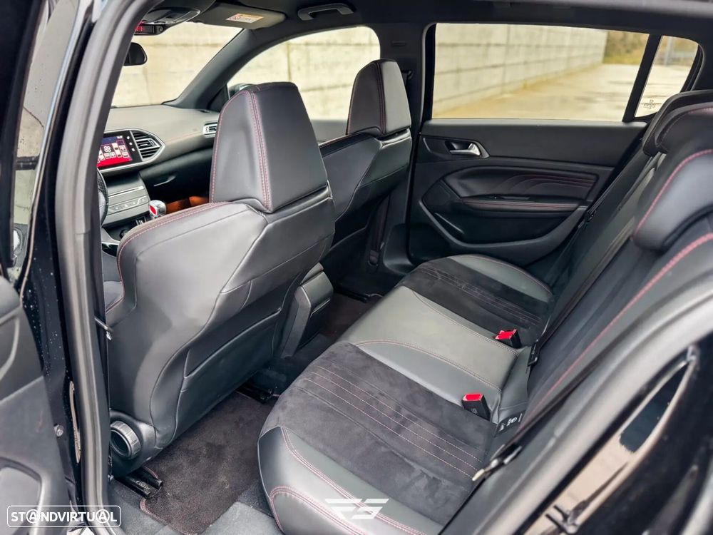 Peugeot 308 1.6 e-THP GTi - 14