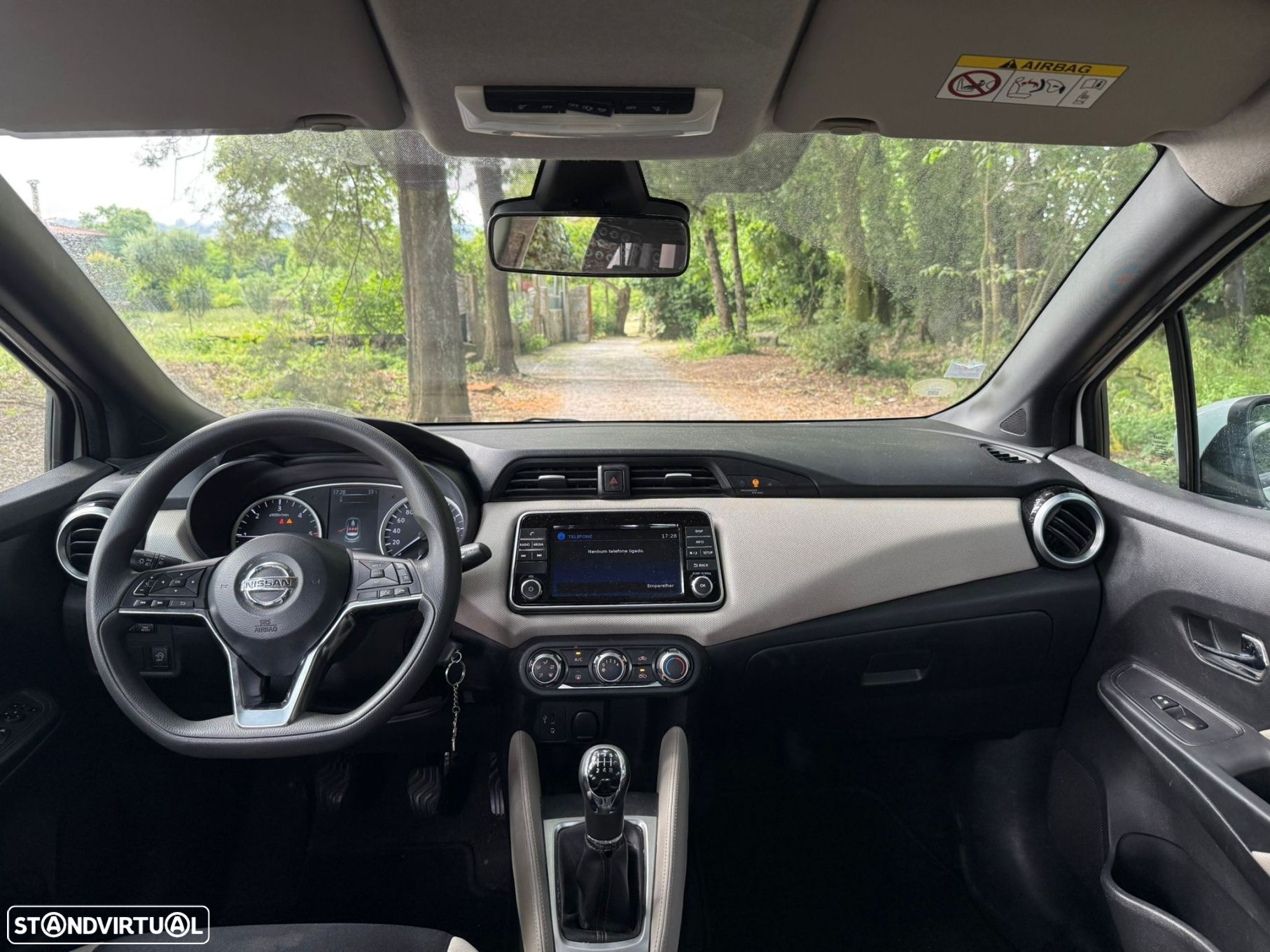 Nissan Micra 1.5 dCi N-Connecta - 9