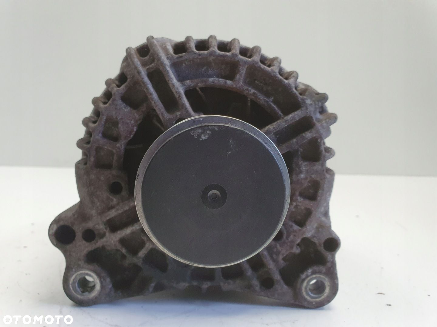 Audi A3 8P VW Golf V 1.9 TDI ALTERNATOR bosch 06F903023F 140A - 3