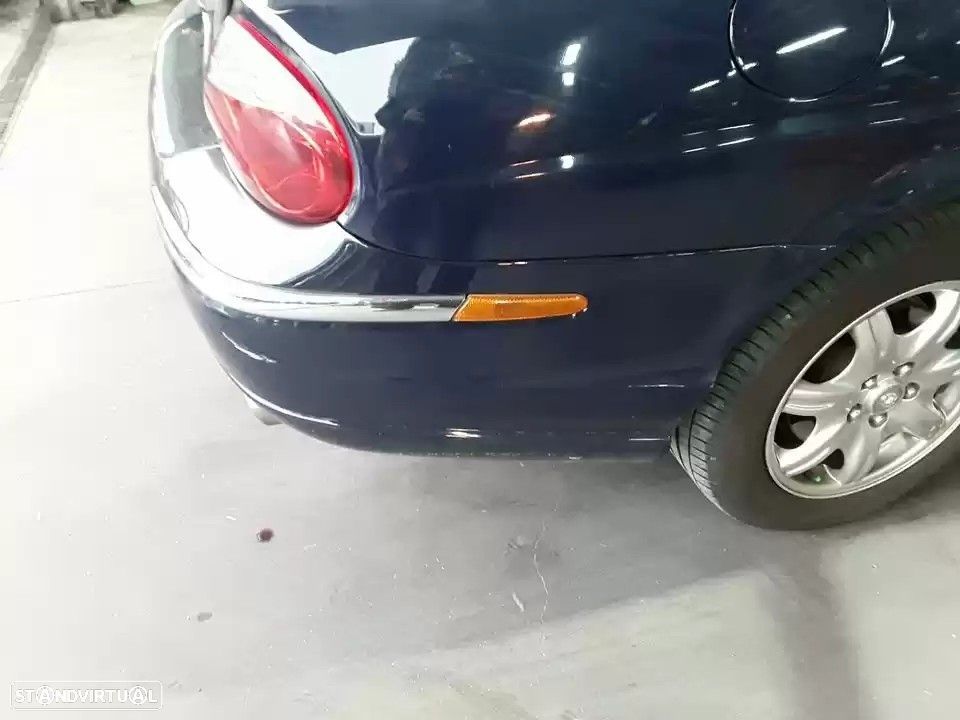 PARA-CHOQUES TRASEIRO JAGUAR S-TYPE 2000 -XR849700XXX - 1