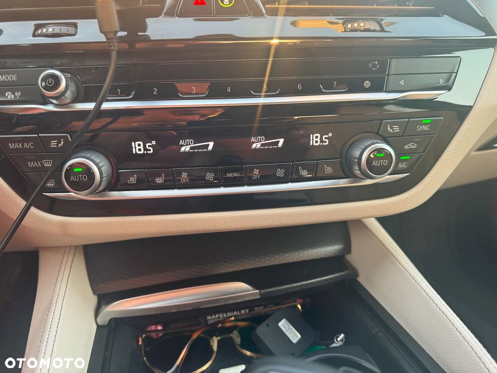 BMW Seria 5 520d xDrive M Sport sport - 20