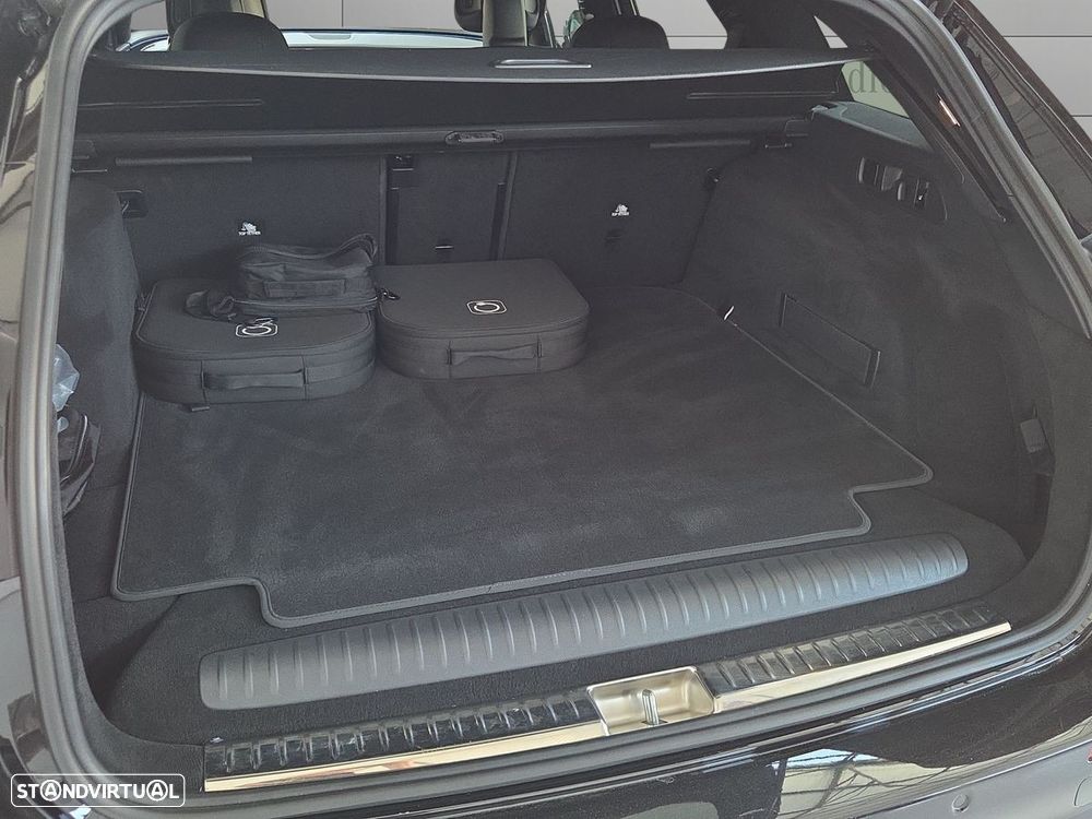 Mercedes-Benz E 300 de - 26