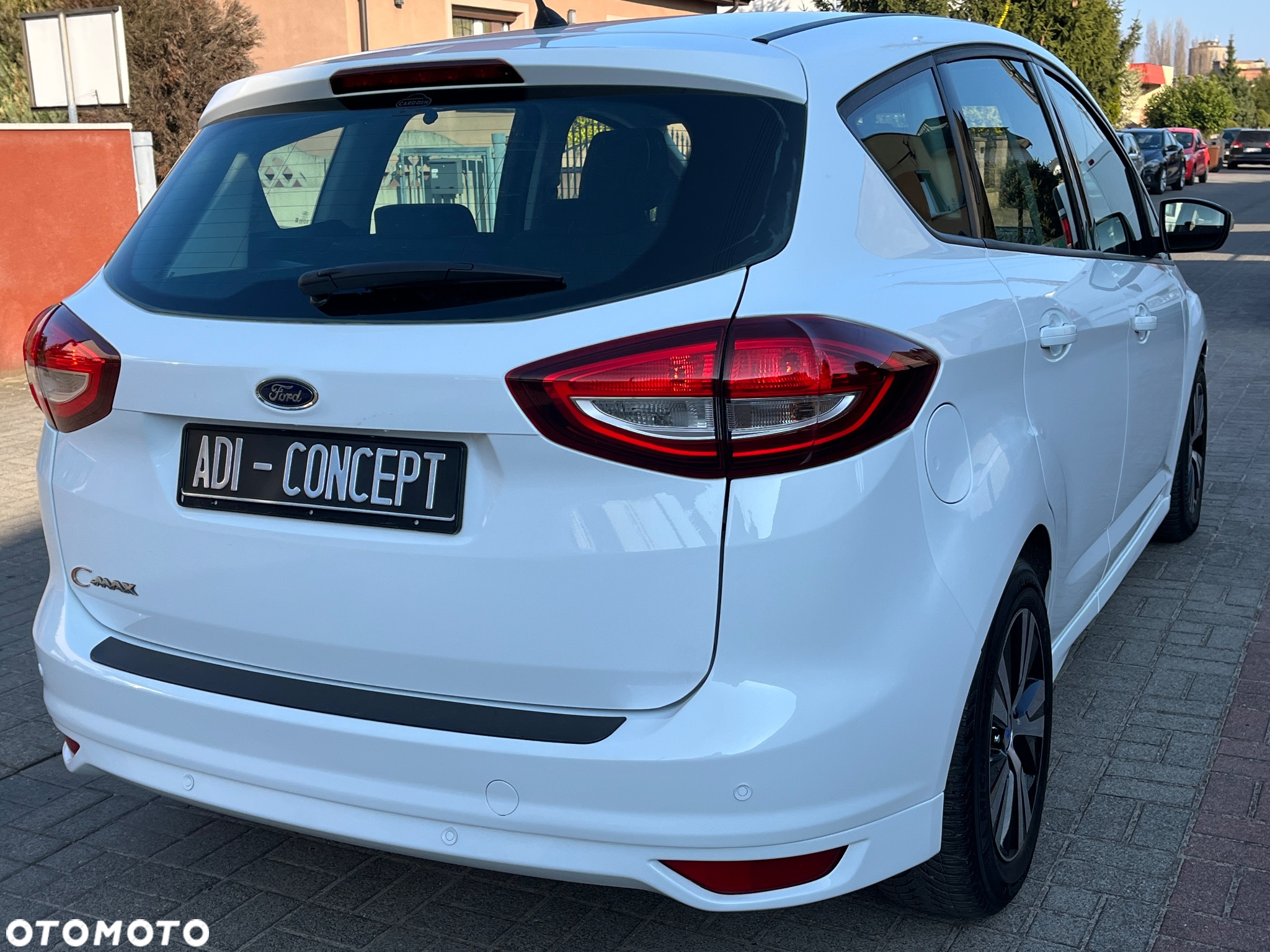 Ford C-MAX 1.5 TDCi Edition ASS - 13