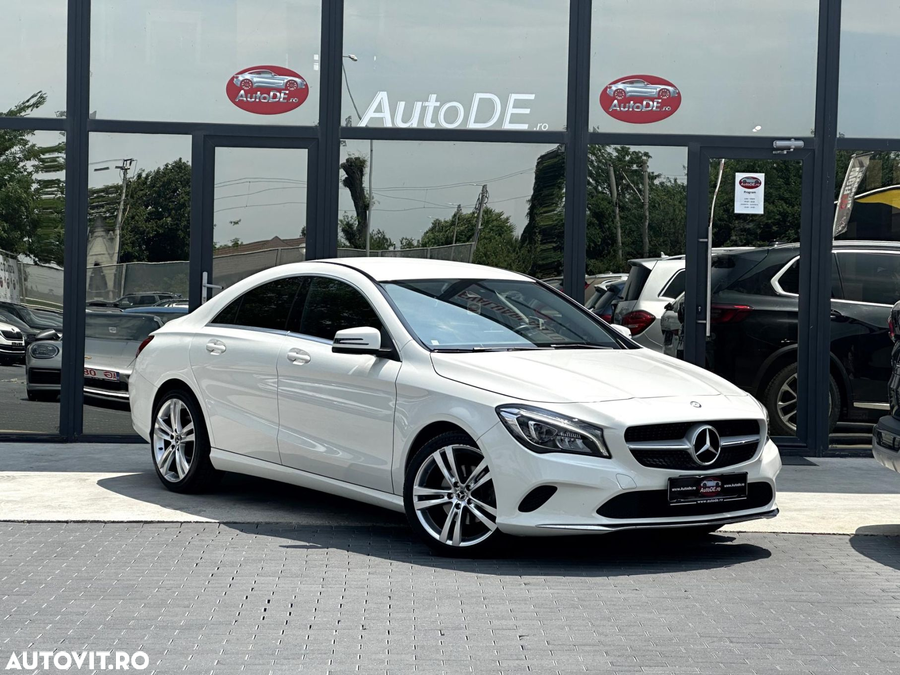 Mercedes-Benz CLA - 2