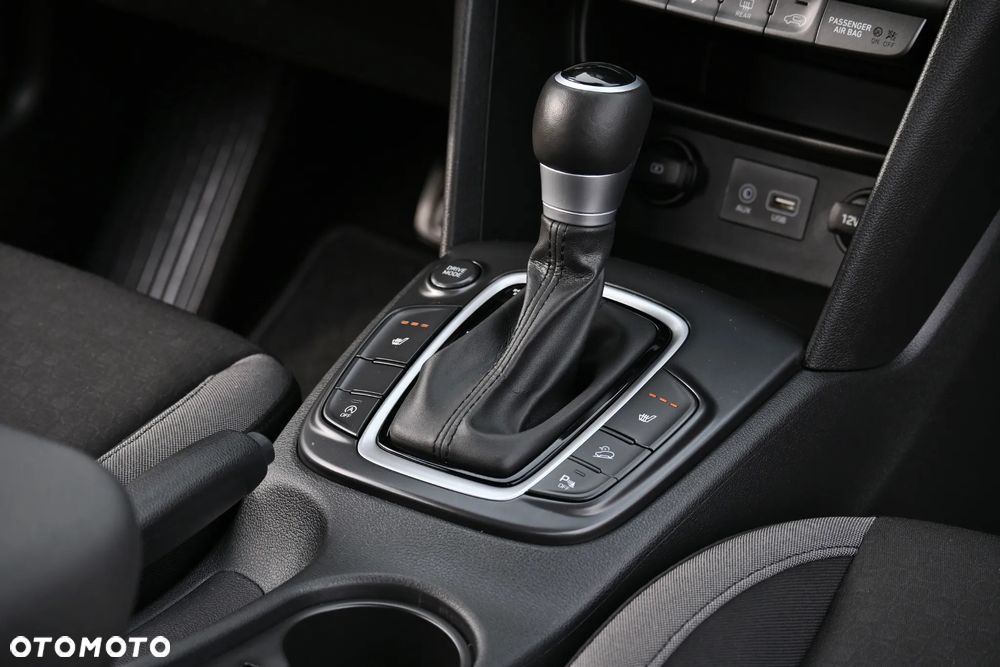 Hyundai Kona 1.6 T-GDI Style DCT - 24