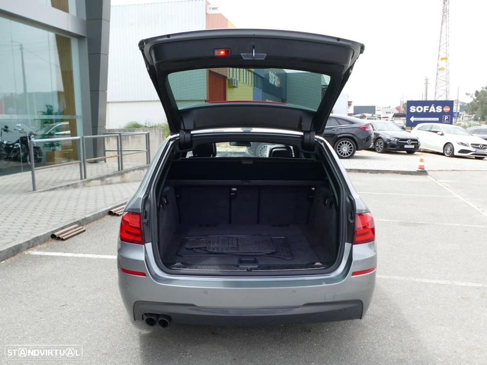 BMW 525 d Pack M - 16