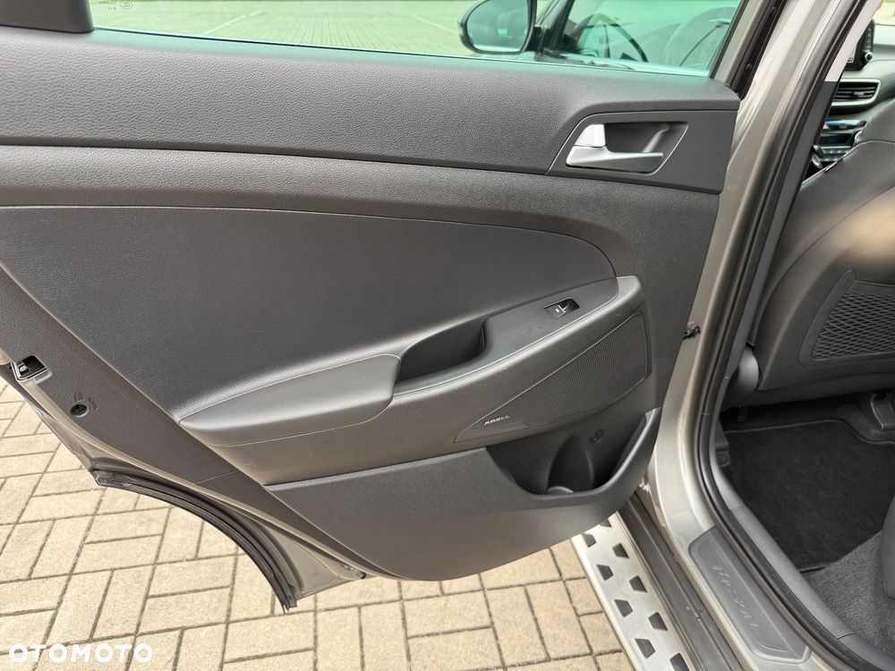 Hyundai Tucson 1.6 CRDi Comfort 2WD - 31