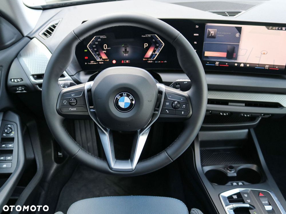 BMW Seria 2 216i - 18