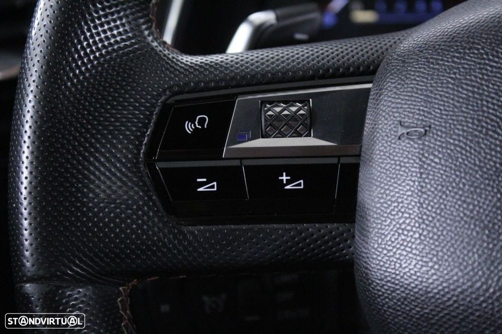 DS DS7 Crossback 1.5 BlueHDi Performance Line EAT8 - 21