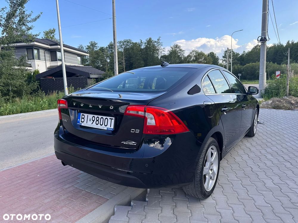 Volvo S60 - 4