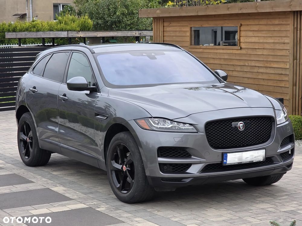 Jaguar F-Pace 25t AWD Prestige - 8
